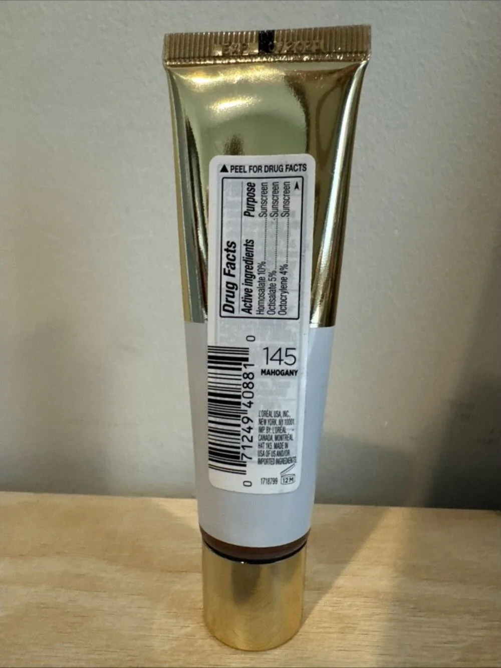 Loreal Age Perfect Radiant Serum Foundation 145 Mahogany SPF 50
